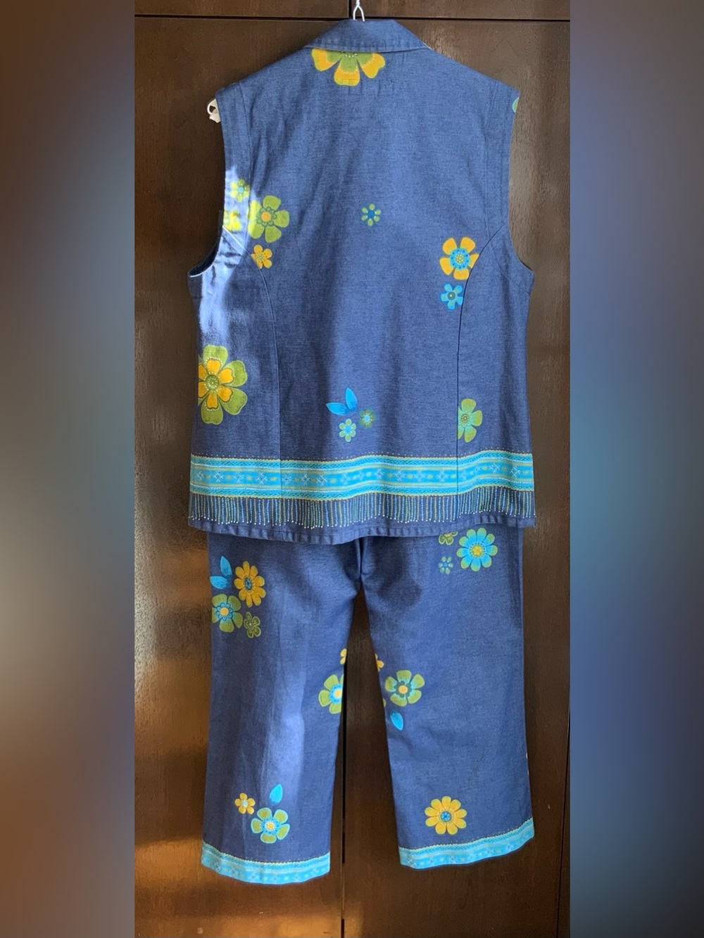 SIMON CHANG Retro Denim Floral Vest & Pant Set - Picture 2 of 12